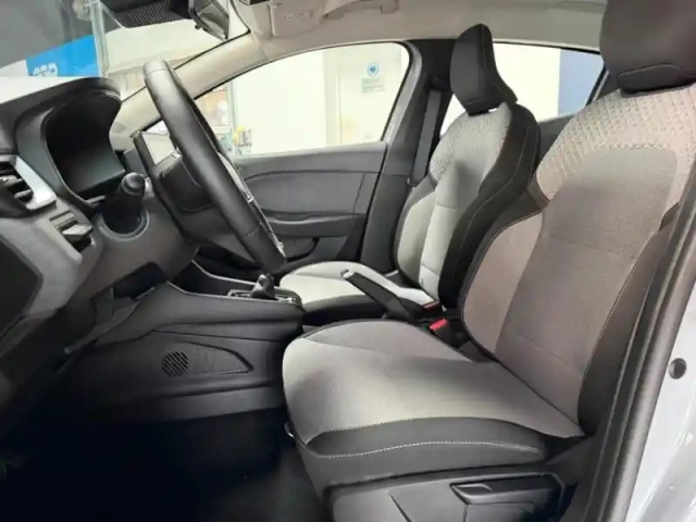 Renault Clio 1.0 tce 90ch evolution - 24 — photo 11