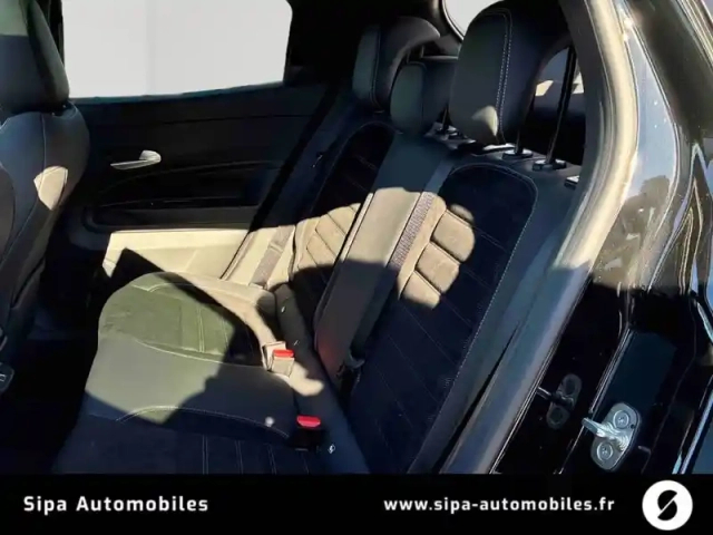 Alfa Romeo Junior 1.2 ibrida 145 ch e-dct6 — photo 13