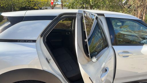 Citroen C4 Cactus 1.2 PureTech 130 EAT6 - Shine – 2019 – 84303 km – Essence – Boîte Automatique — photo 24