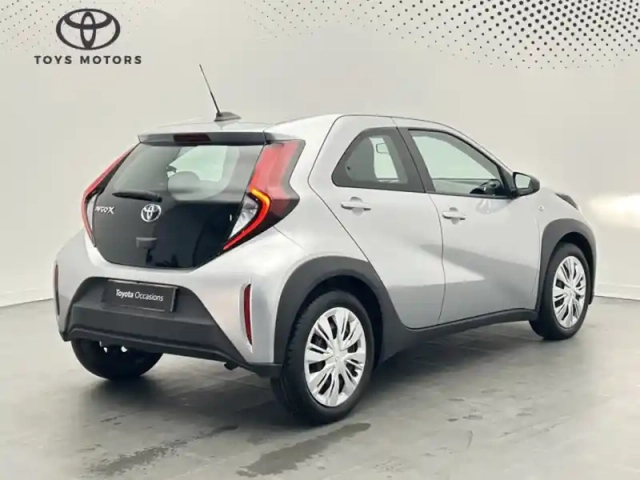 Toyota Aygo 1.0 s-cvt 72 dynamic — photo 5