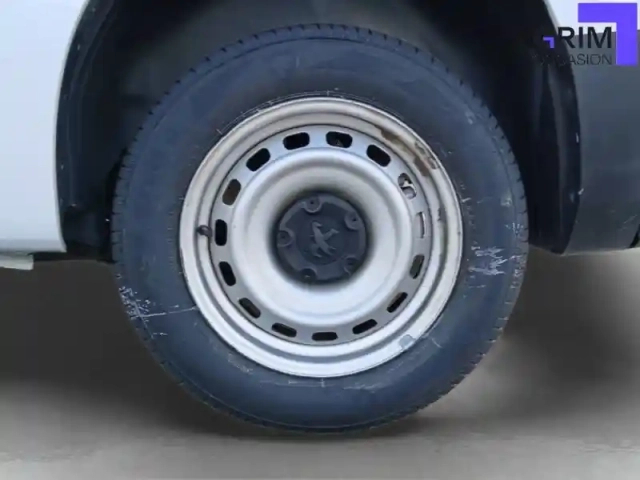 Peugeot Partner fourgon m 650 kg bluehdi 100 s&amp;s bvm6 — photo 16