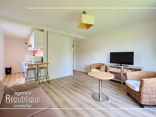 Studio 1 pièce 30 m²