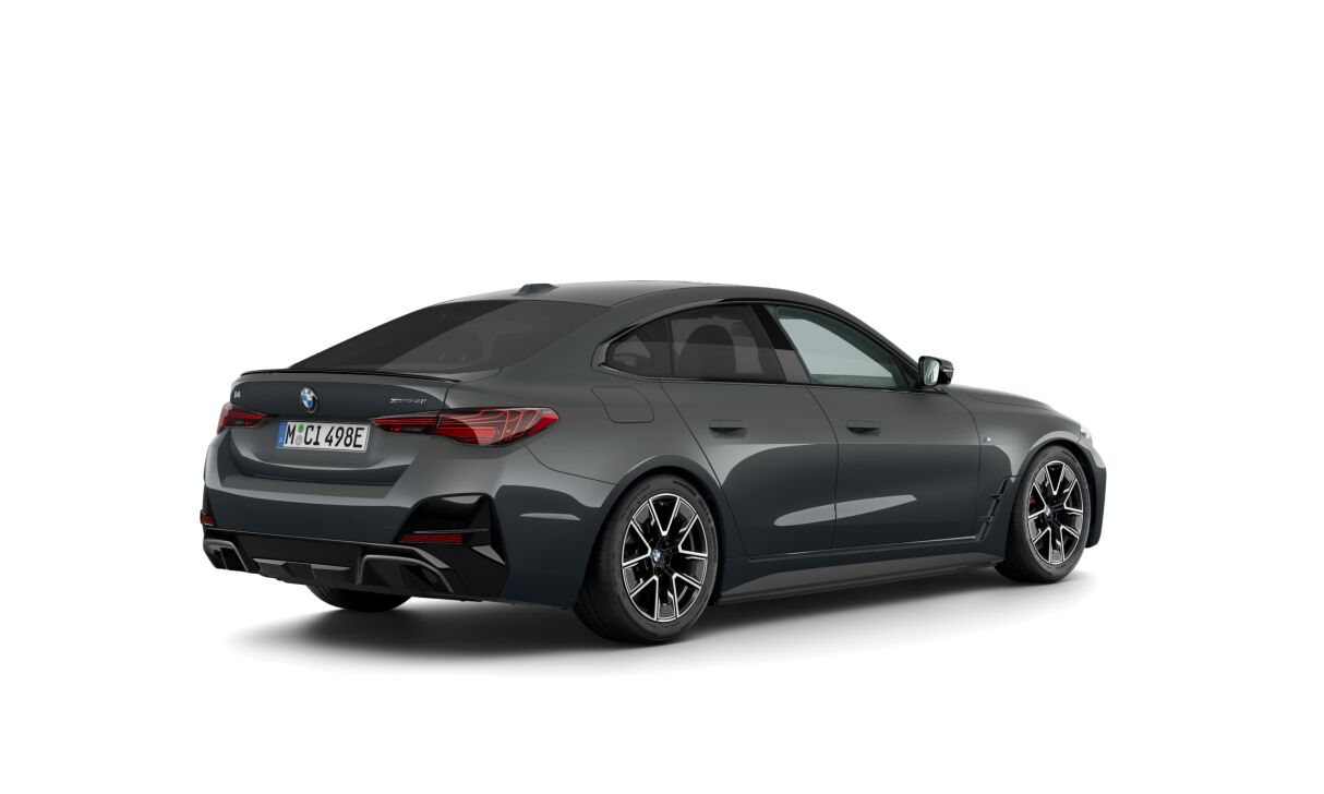 BMW i4 xDrive40 — photo 2