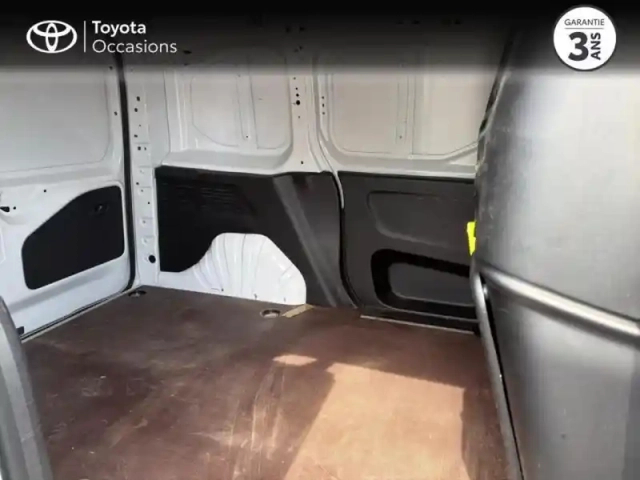 Toyota Proace city medium 110 vvt-i dynamic mc23 — photo 7