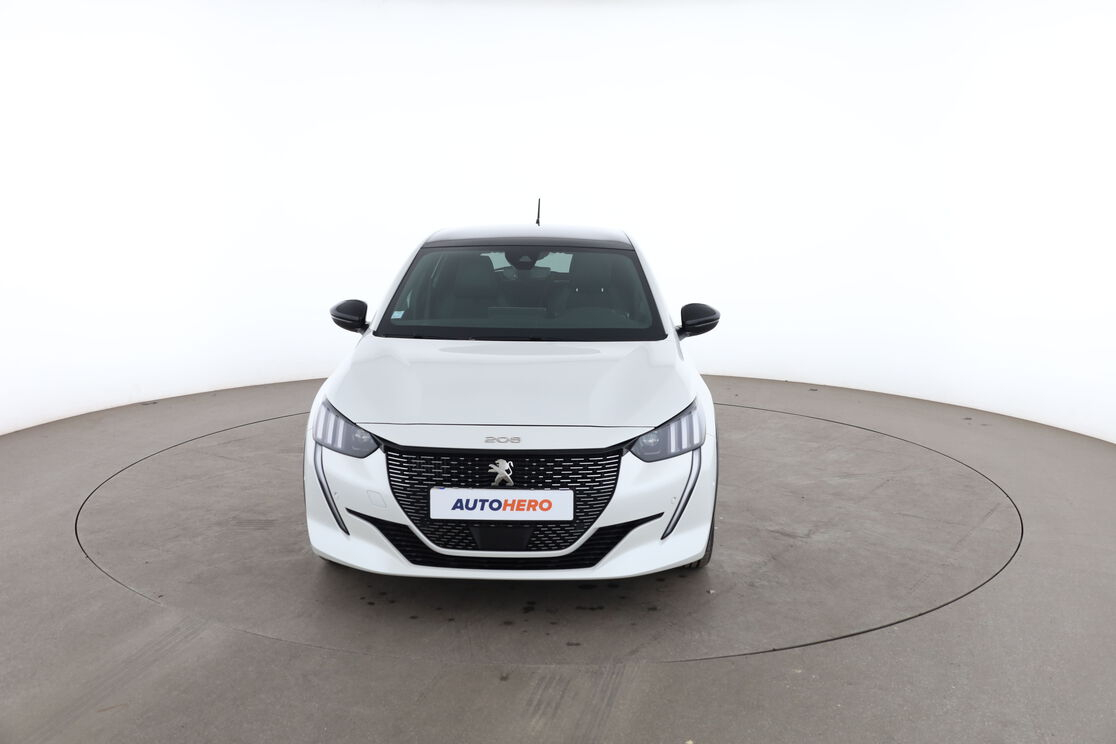 Peugeot 208 1.5 Blue-HDi GT — photo 8