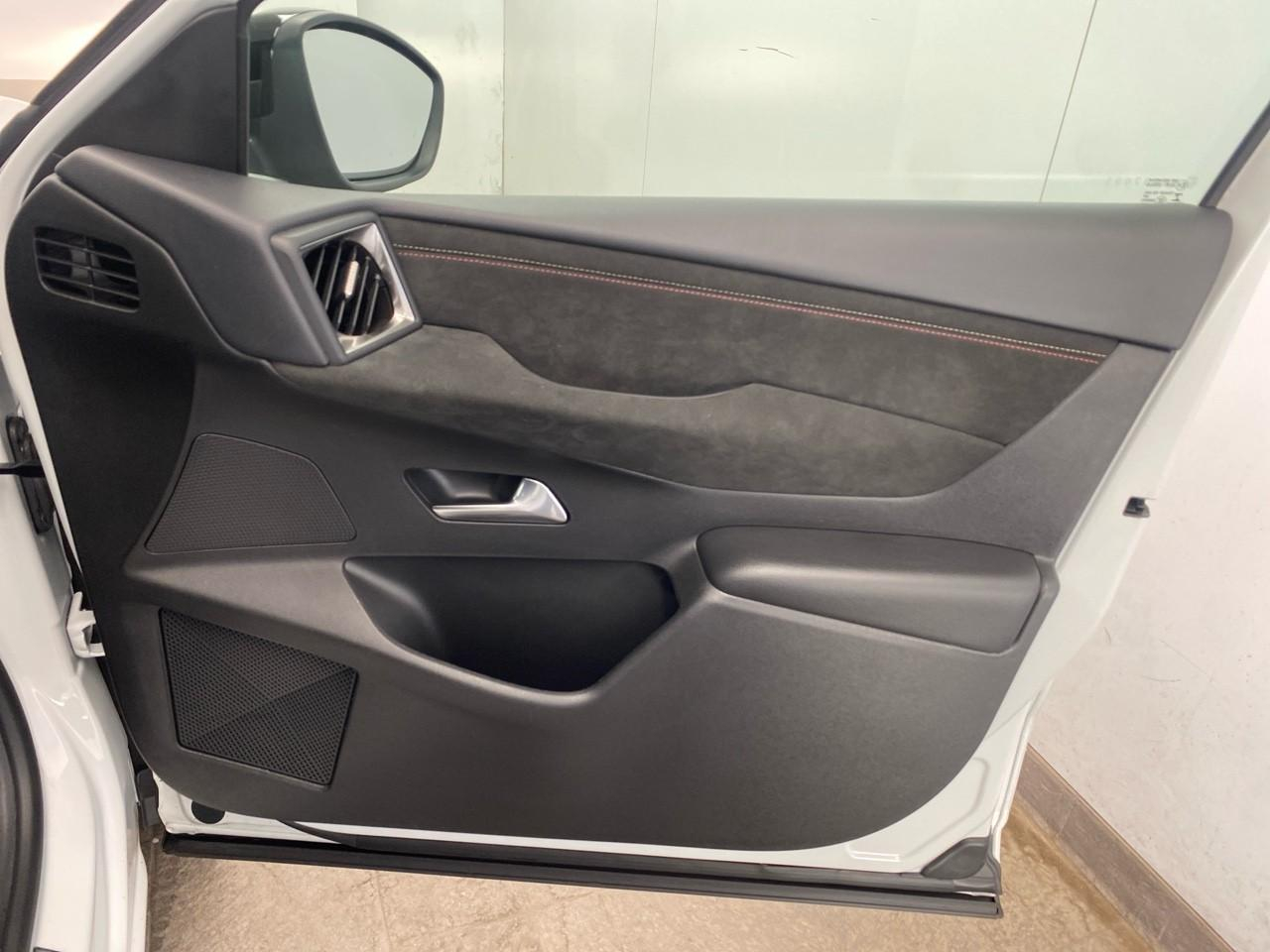 Ds Ds 3 crossback puretech 130 eat8 performance line — photo 26
