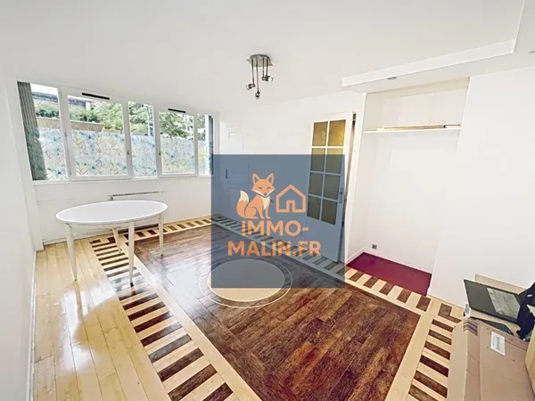 BOBIGNY - APPARTEMENT T3 DE 41,56 M² - 2 CHAMBRES - MÉTR