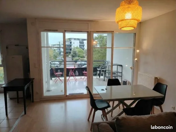 Appartement. 2 pièces. 52 m2. Étage 1/4 Bruges Le Tasta