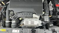 Peugeot 2008 1.2 PureTech 130ch S&S Style EAT8 — photo 20