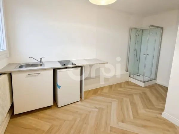 Appartement 1 pièce 9 m²