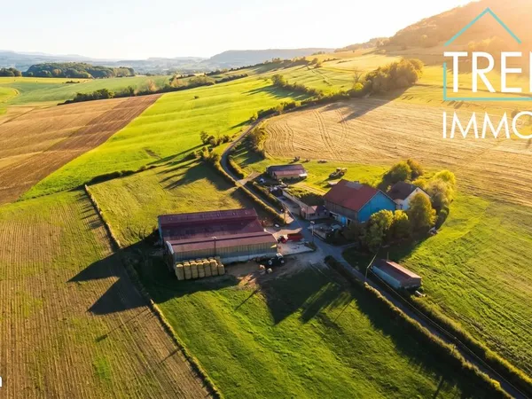 Propriété 10 pièces 220 m²