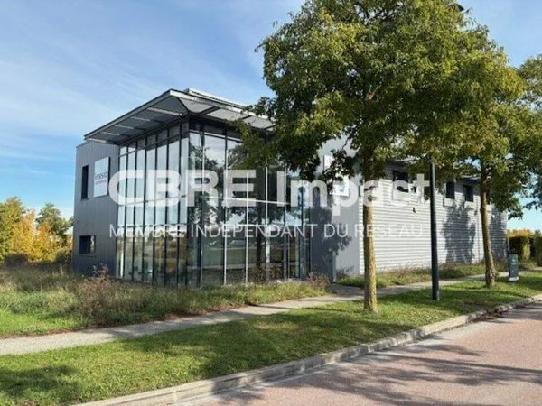 Local d'activité 661 m²