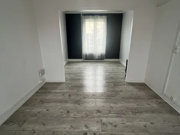 A vendre maison 3 pièces de 62m2, 2 chambres, terrain de 129