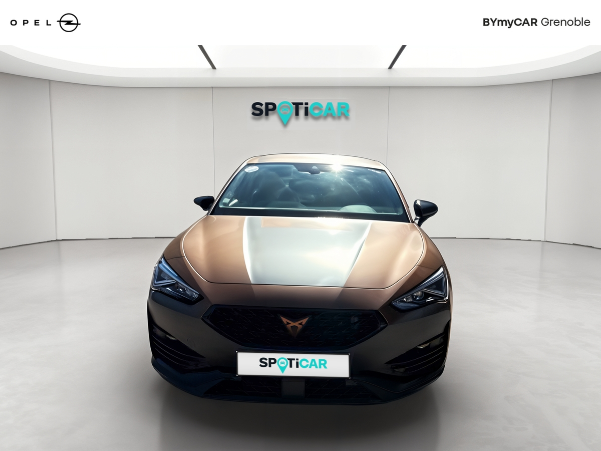 Cupra Leon 1.5 eTSI 150 ch DSG7 — photo 8