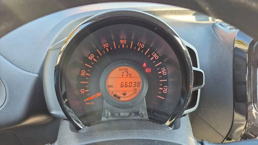 Citroen C1 1.0 VTi 72 - Feel – 2021 – 66038 km – Essence – Boîte Manuelle — photo 19