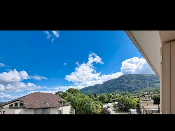 Appartement lumineux avec vue sur le Salève