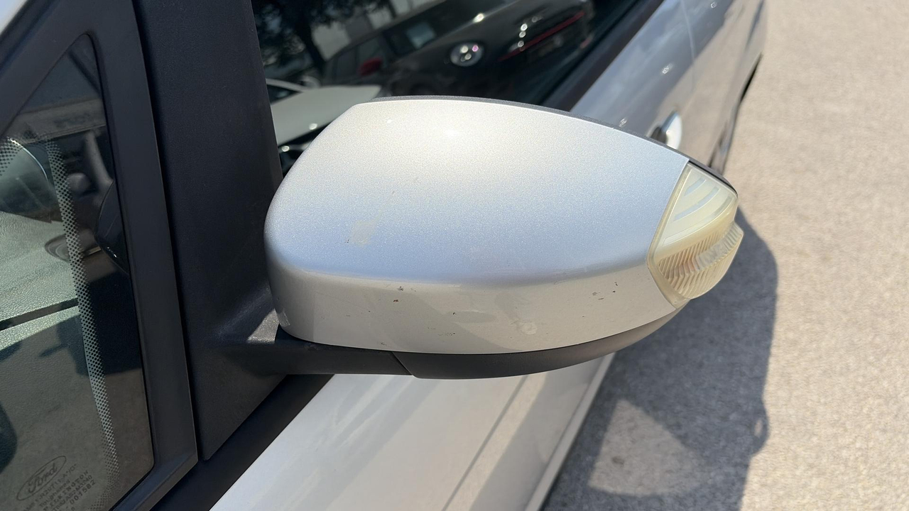 Ford C-MAX 1.5 TDCi 120 S&amp;S — photo 32