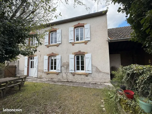 Maison de village : env. 94 m²