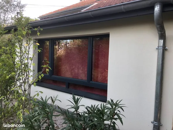 Studio maisonnette indépendante dans parc