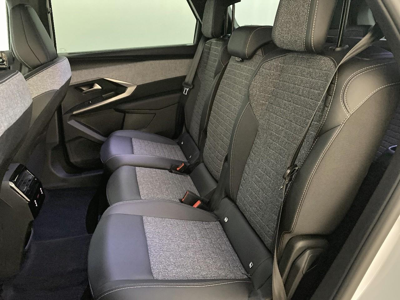 Peugeot 5008 hybrid 145 ch e-dcs6 allure — photo 10