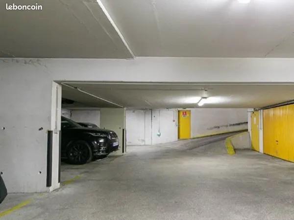 Place de parking 16