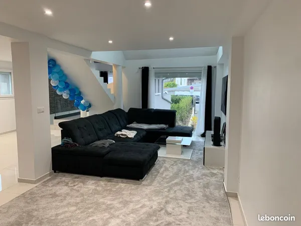 Maison familiale 185 m² utiles • Vetraz-Monthoux • 3/4 chambres • Plein Sud