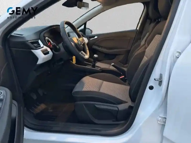 Renault Clio tce 90 — photo 53