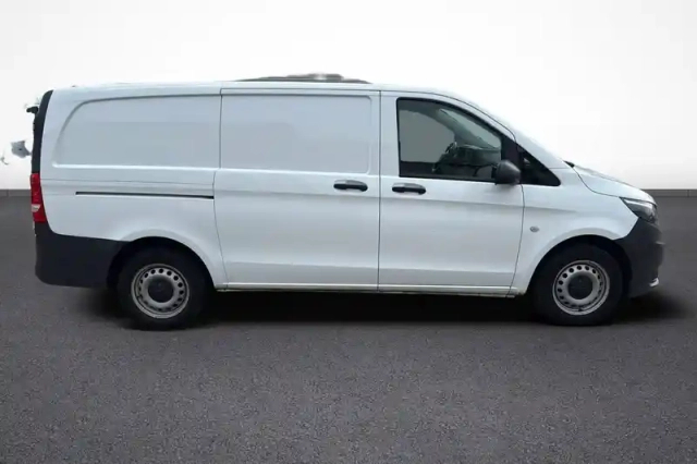 Mercedes Vito fourgon 114 cdi long bva rwd — photo 7