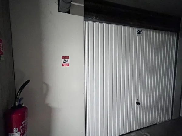 Parking 35 m²