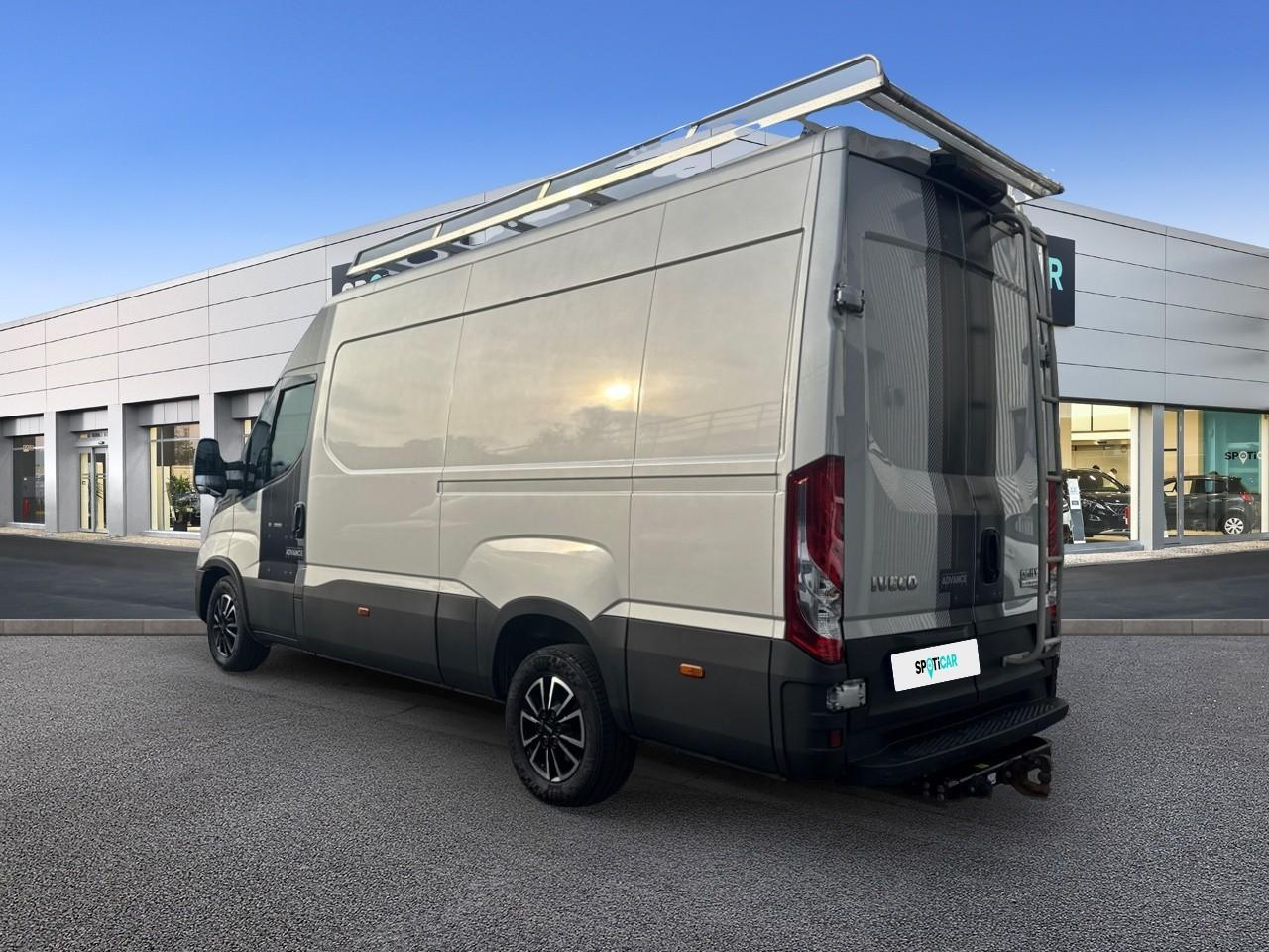 Iveco Daily 35s16v12 2.3l 156 cv bva8 advance edition — photo 7