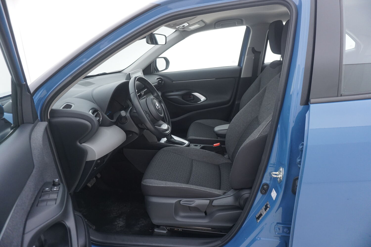 Toyota Yaris Cross — photo 9