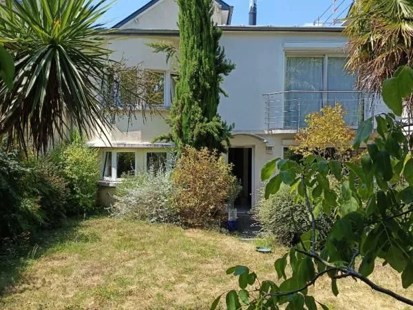 Maison 6 pièces 144 m²