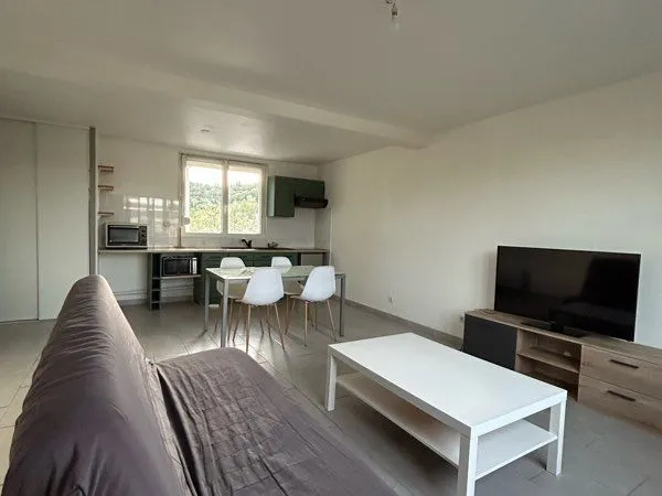T2 meublé 52 m² avec garage - Tulle
