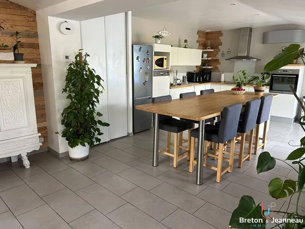 Maison 6 pièces 141 m²