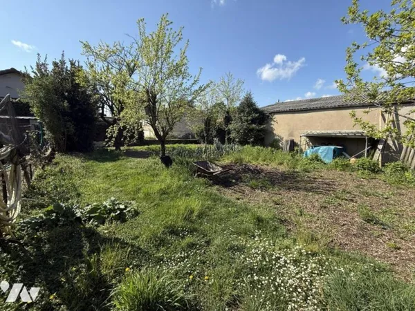 Terrain 498 m²