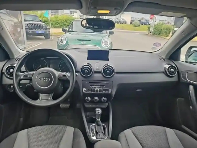 Audi A1 sportback 1.0 tfsi 95ch ultra midnight series s tronic 7 — photo 8