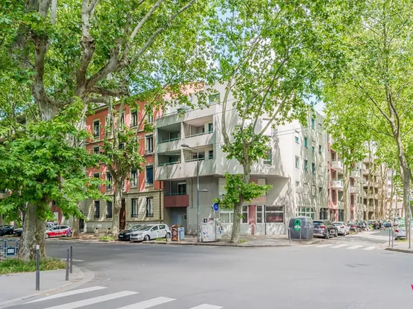 Exclusivité Charpennes - Superbe Appartement 3 pièces avec Terrasse et Garage