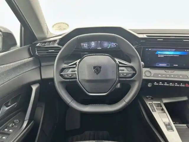 Peugeot 308 hybrid 145 e-dcs6 — photo 9