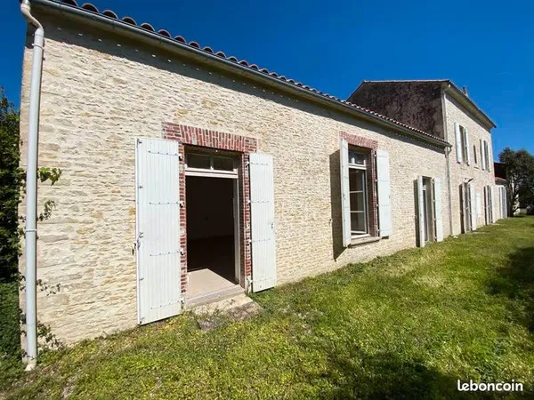 Maison 10 pièces 285 m²