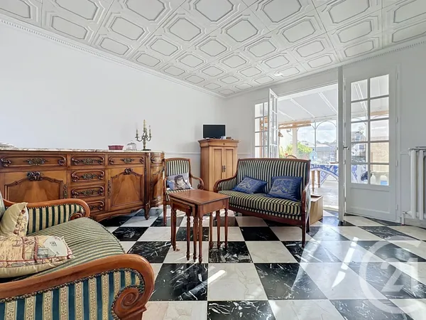 Maison 6 pièces 150 m²