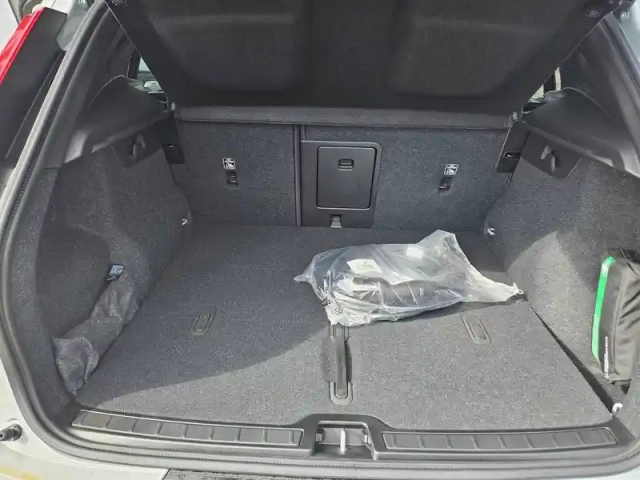 Volvo Ex40 single extended range 252 ch 1edt — photo 7