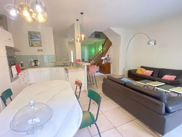 Maison 5 pièces 185 m²