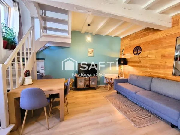 Maison, Seiches sur Le Loir