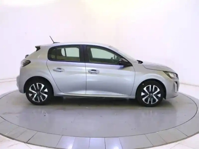 Peugeot 208 puretech 100 s&amp;s bvm6 — photo 4