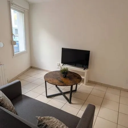 T2 meublé et équipé 35 m², Halvêque, proche Tram/Facultés
