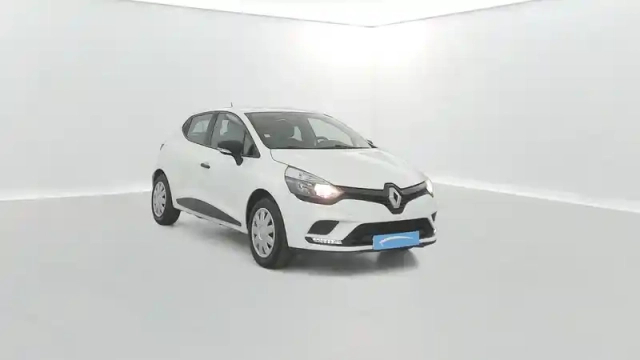 Renault Clio 1.2 16v 75 — photo 17