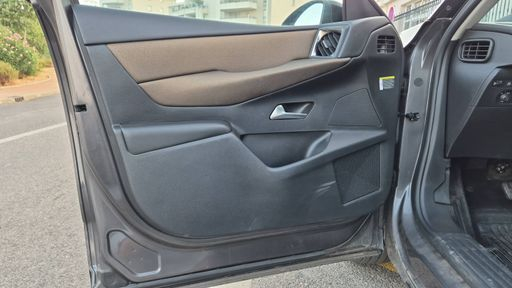 DS DS3 Crossback 1.5 BlueHDi 130 EAT8 - So Chic – 2020 – 72089 km – Diesel – Boîte Automatique — photo 22
