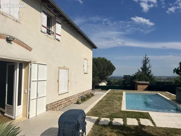 Maison 8 pièces 352 m²
