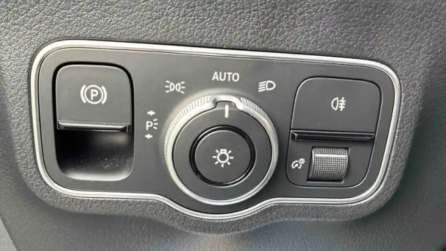 Mercedes Gla 200 d 8g-dct — photo 23