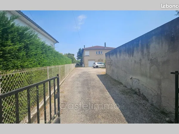 Maison 5 pièces 145 m²